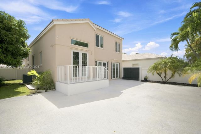 1457 NW 159th Ln, Pembroke Pines, FL 33028
