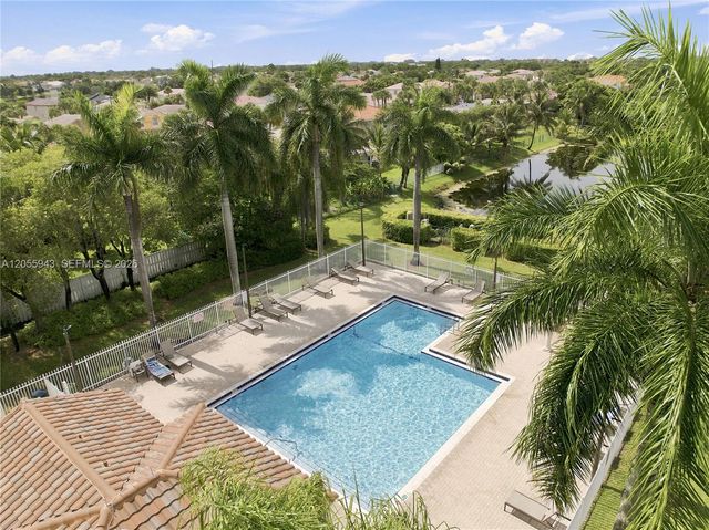 1457 NW 159th Ln, Pembroke Pines, FL 33028