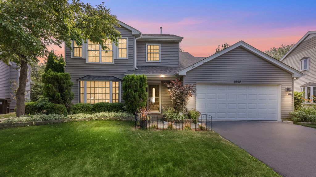 1542 Candlewood Drive, Crystal Lake, IL 60014