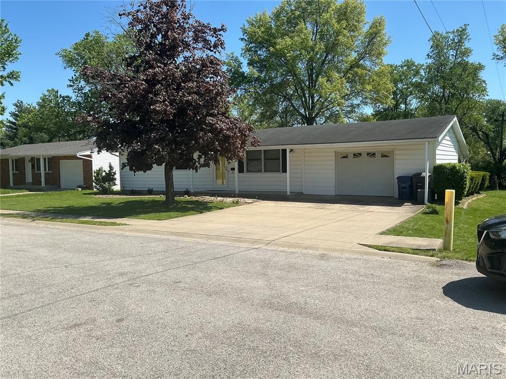 110 Trail Avenue, Troy, MO 63379