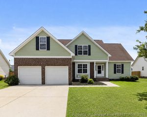 5925 Blue Sky Lane, Hope Mills, NC 28348
