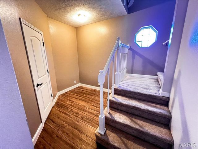 951 10th Street, Carlyle, IL 62231