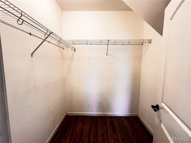 951 10th Street, Carlyle, IL 62231