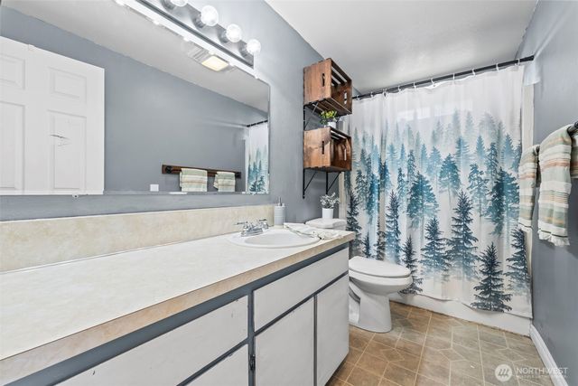 1111 E 5th, Port Angeles, WA 98362