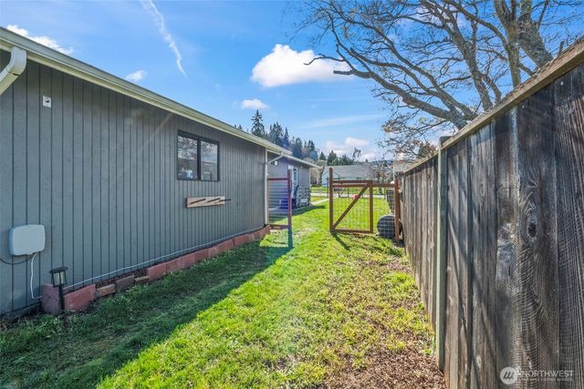 1111 E 5th, Port Angeles, WA 98362