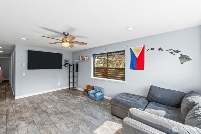 1111 E 5th, Port Angeles, WA 98362