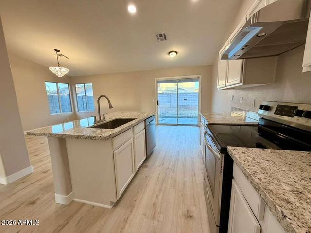 2029 N 87TH Drive, Phoenix, AZ 85037