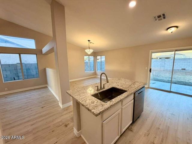 2029 N 87TH Drive, Phoenix, AZ 85037