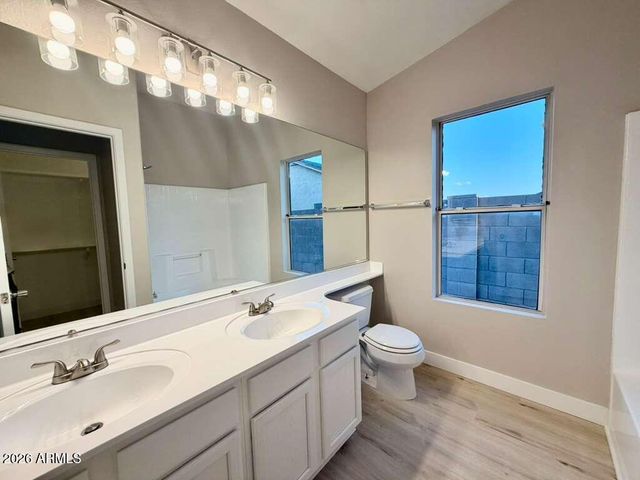 2029 N 87TH Drive, Phoenix, AZ 85037
