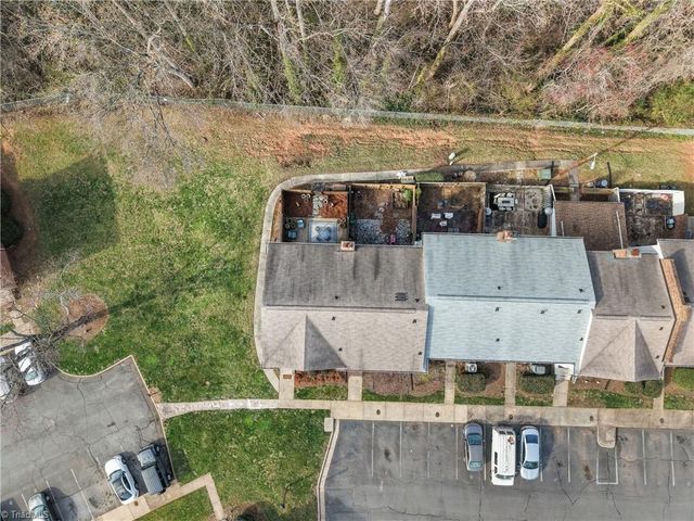 2946 Saint Marks Road I, Winston-salem, NC 27103