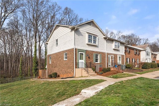 2946 Saint Marks Road I, Winston-salem, NC 27103
