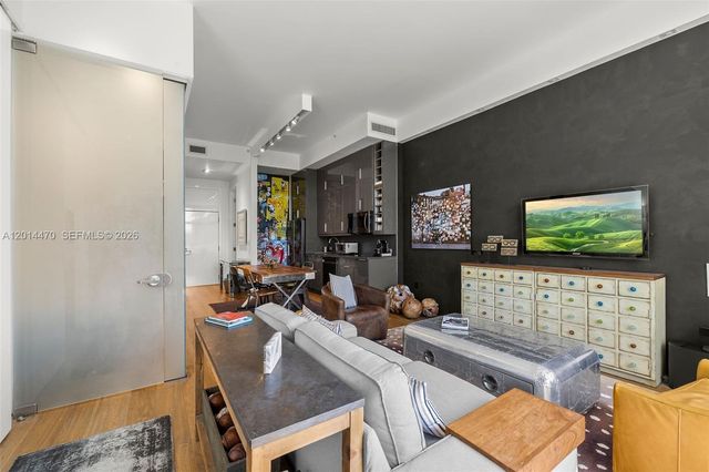 2001 Meridian Ave 404, Miami Beach, FL 33139