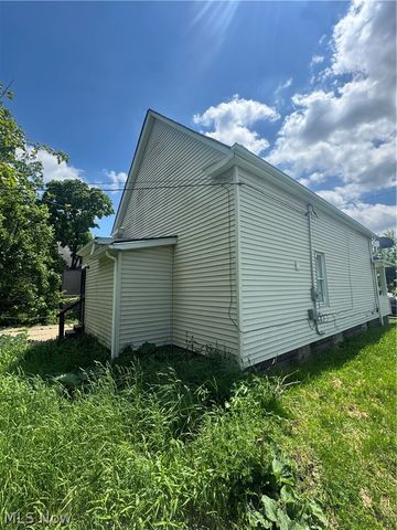 13613 Coath Avenue, Cleveland, OH 44120