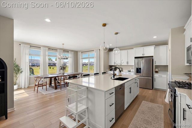 71471 Julius Drive, Bruce Township, MI 48065