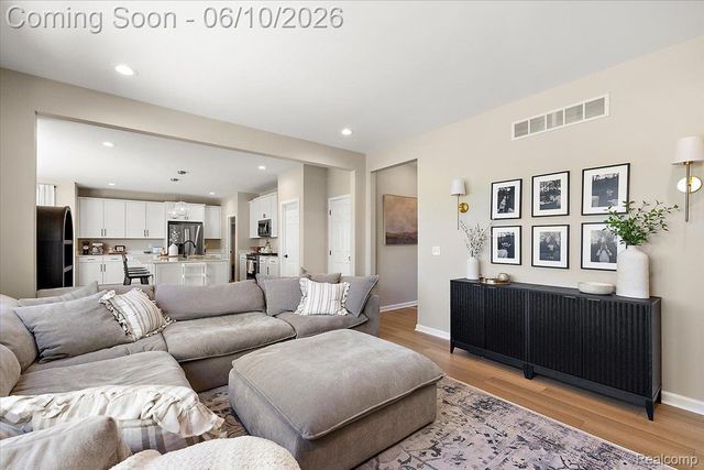 71471 Julius Drive, Bruce Township, MI 48065