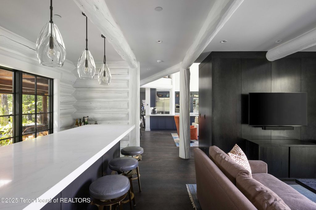 185 S SWAN Road, Jackson, WY 83001 photo 11