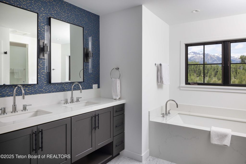 185 S SWAN Road, Jackson, WY 83001 photo 29