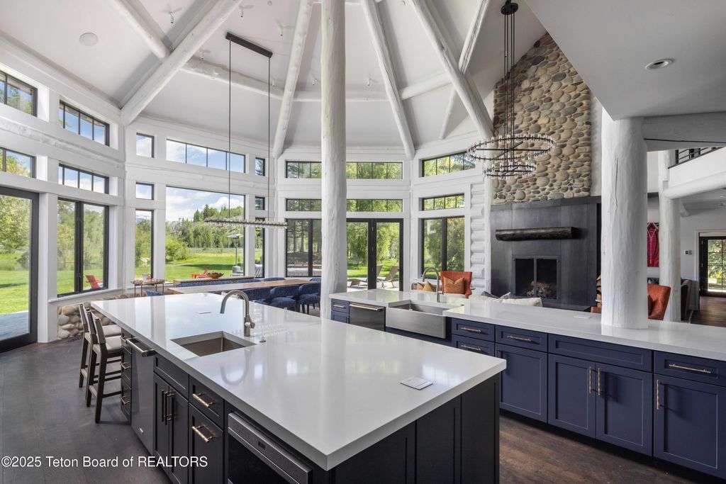 185 S SWAN Road, Jackson, WY 83001 photo 8