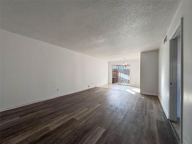 7206 S Gessner Road, Houston, TX 77036