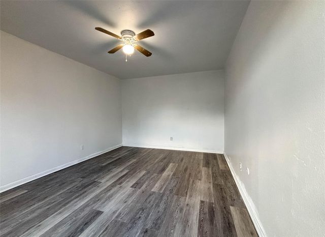 7206 S Gessner Road, Houston, TX 77036