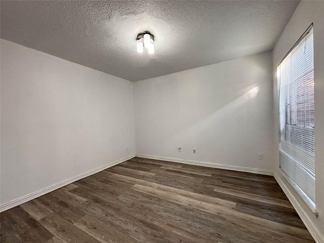 7206 S Gessner Road, Houston, TX 77036