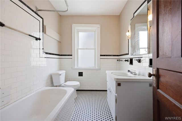 126 Lockwood Avenue, Buffalo, NY 14220