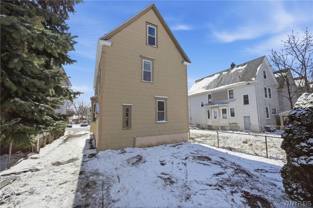 126 Lockwood Avenue, Buffalo, NY 14220