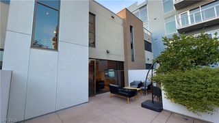 353 East Bonneville Avenue 718, Las Vegas, NV 89101