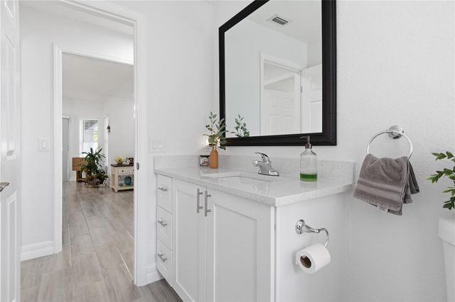 5986 PONCE DE LEON BOULEVARD, North Port, FL 34291