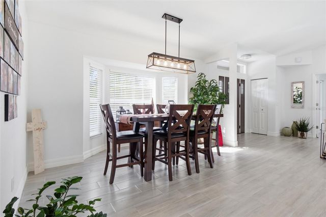 5986 PONCE DE LEON BOULEVARD, North Port, FL 34291