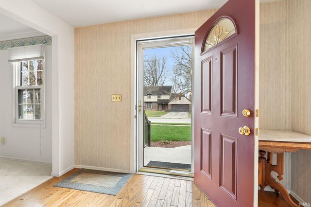 6033 Bohde Trail, Fort Wayne, IN 46835