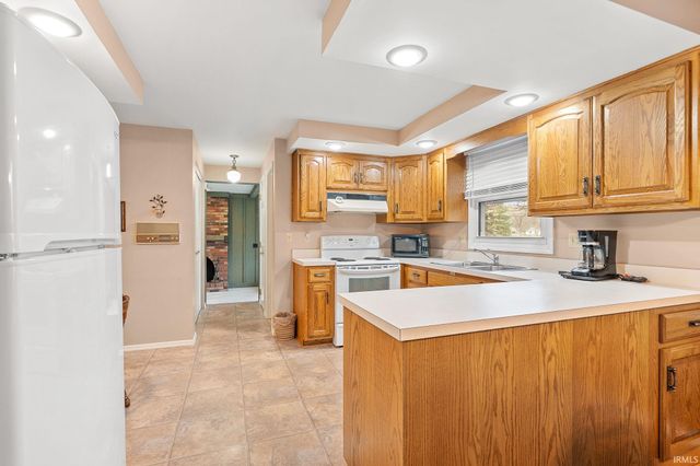 6033 Bohde Trail, Fort Wayne, IN 46835