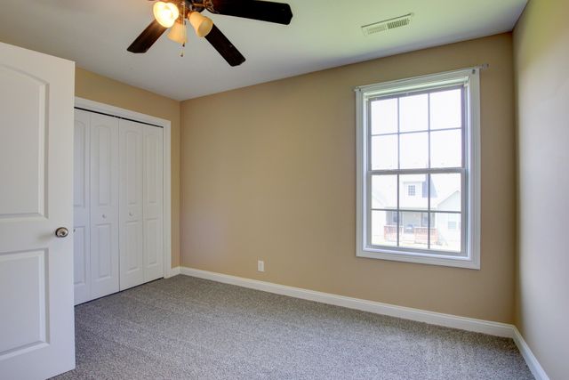 3776 Suiter Rd, Clarksville, TN 37040