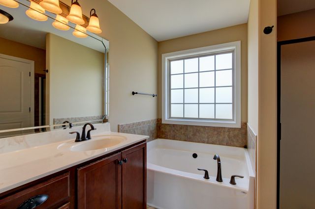 3776 Suiter Rd, Clarksville, TN 37040