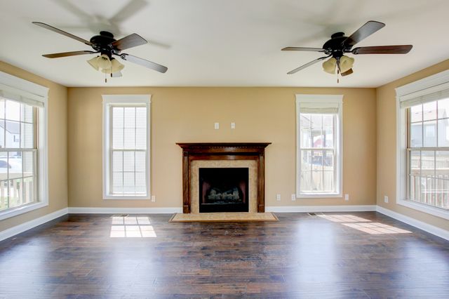 3776 Suiter Rd, Clarksville, TN 37040