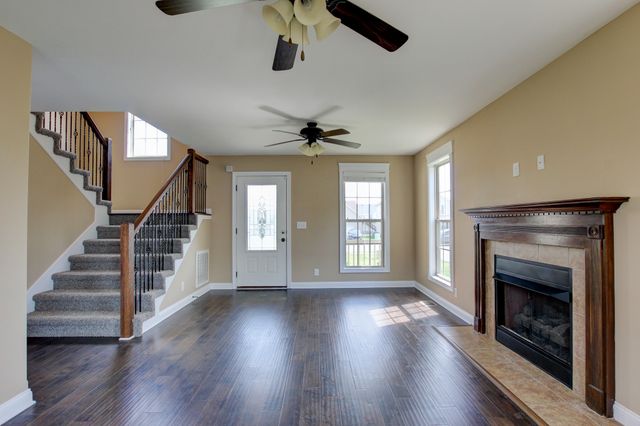 3776 Suiter Rd, Clarksville, TN 37040