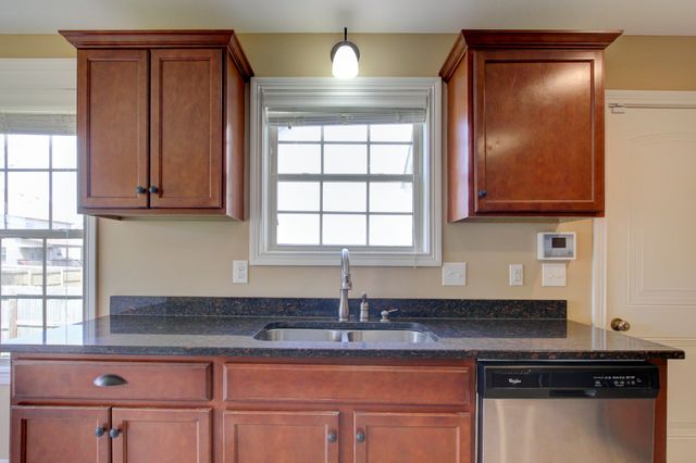 3776 Suiter Rd, Clarksville, TN 37040