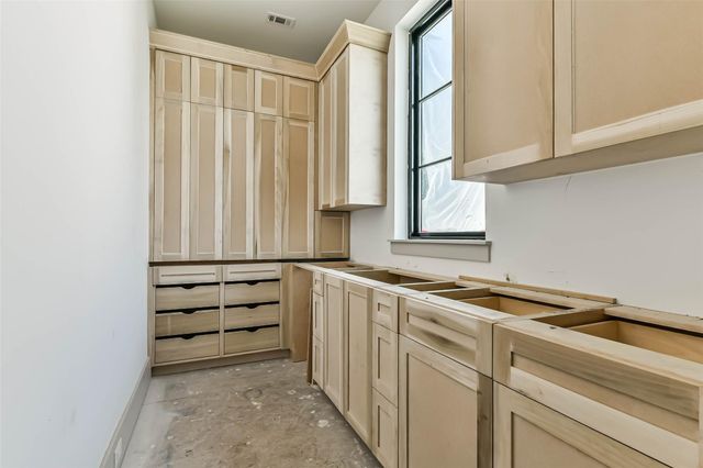 4927 Heatherglen Drive, Houston, TX 77096