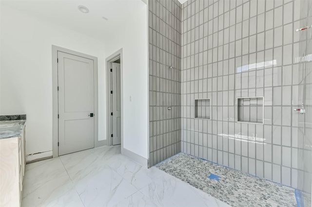 4927 Heatherglen Drive, Houston, TX 77096