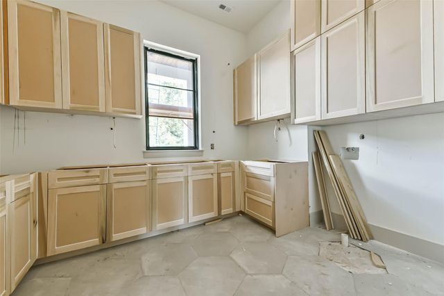4927 Heatherglen Drive, Houston, TX 77096