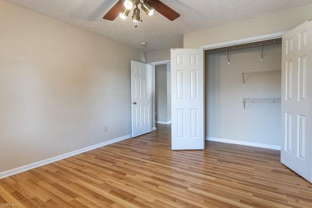 102 Jessica DR, Yorktown, VA 23693