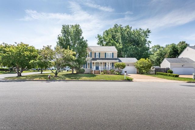 102 Jessica DR, Yorktown, VA 23693