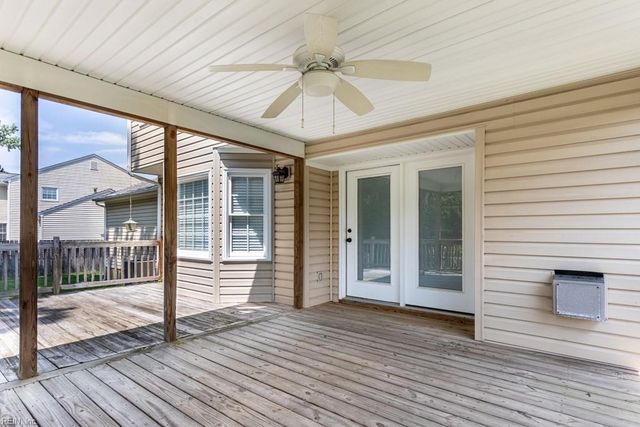 102 Jessica DR, Yorktown, VA 23693