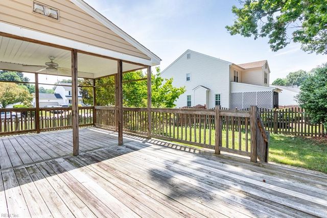 102 Jessica DR, Yorktown, VA 23693