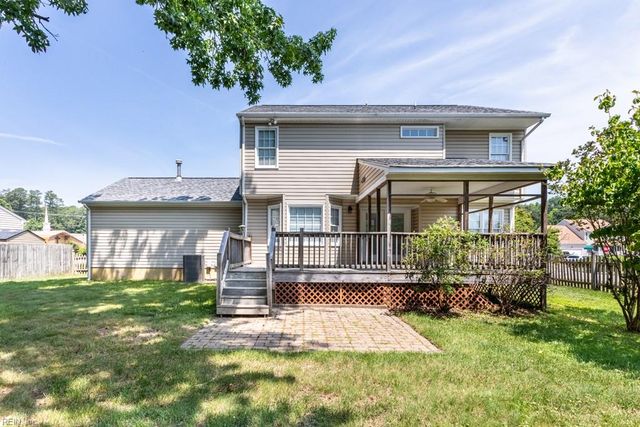 102 Jessica DR, Yorktown, VA 23693