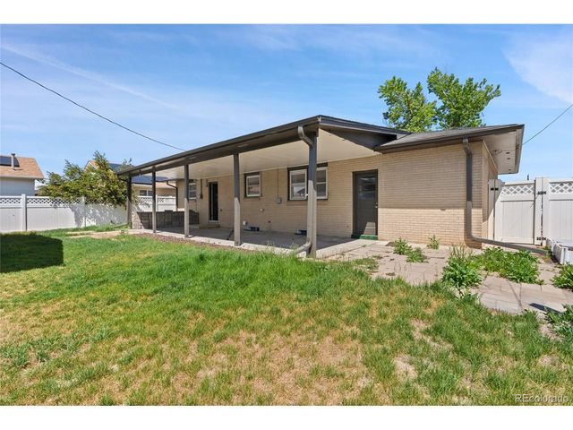 741 S 6th Ave, Brighton, CO 80601