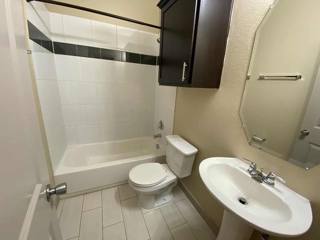 3621 Valley Vista Drive 505, Fort Worth, TX 76053