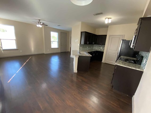 3621 Valley Vista Drive 505, Fort Worth, TX 76053