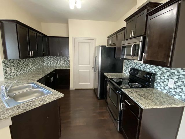 3621 Valley Vista Drive 505, Fort Worth, TX 76053