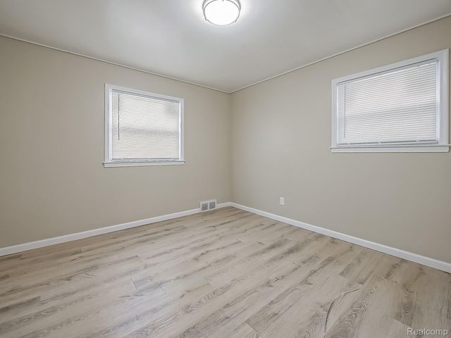 20553 Vaughan Street, Detroit, MI 48219